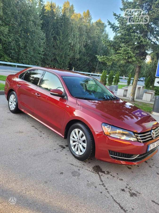 Volkswagen Passat 2015 y Sedan