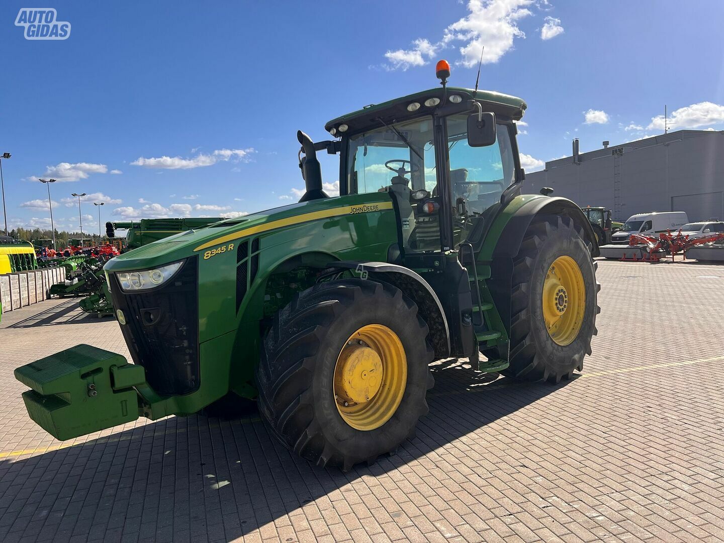 John Deere 2016 y Tractor