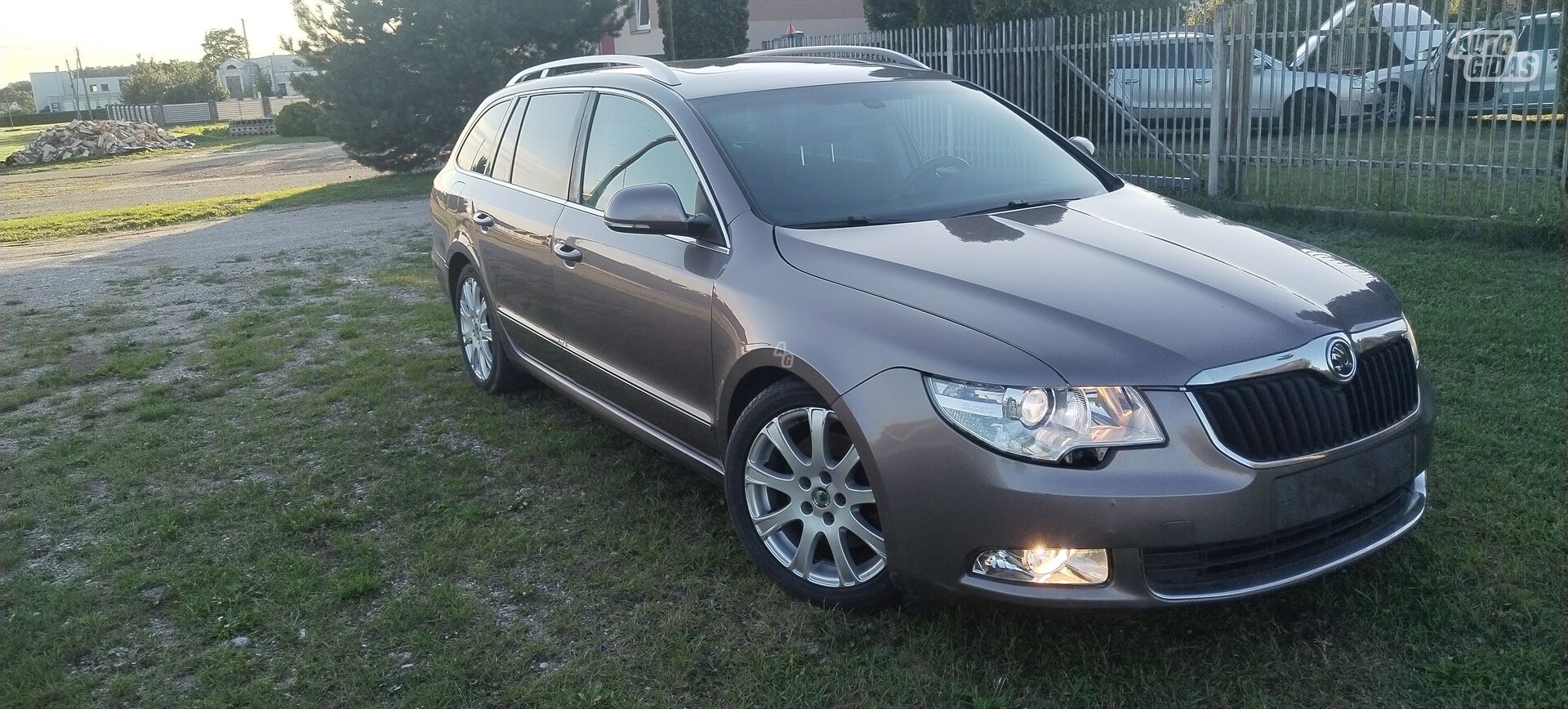 Skoda Superb Tdi 2011 m