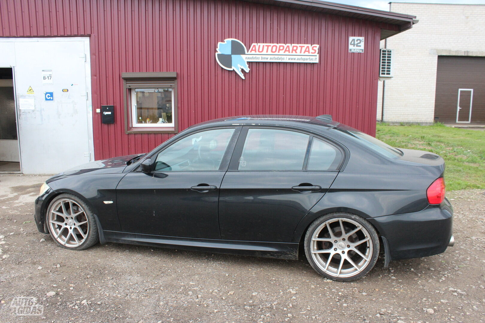 Bmw 320 E90 2009 m dalys