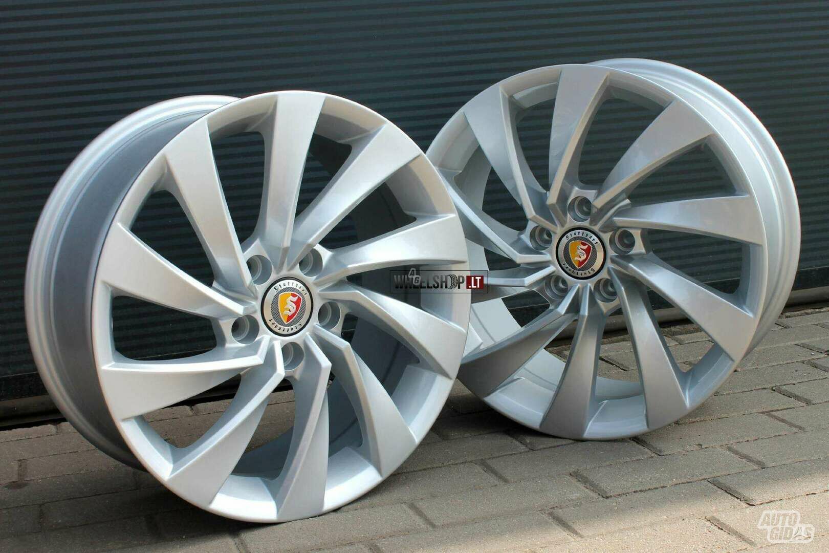 EU-B5083 Rosario Style Silver rims