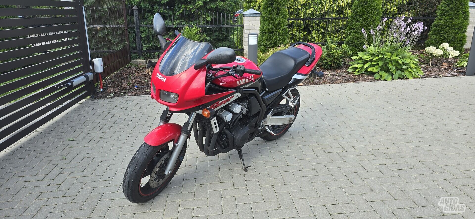 Yamaha FZS 2000 y Classical / Streetbike motorcycle