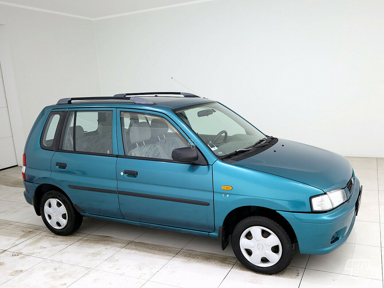 Mazda Demio 2000 г Минивэн