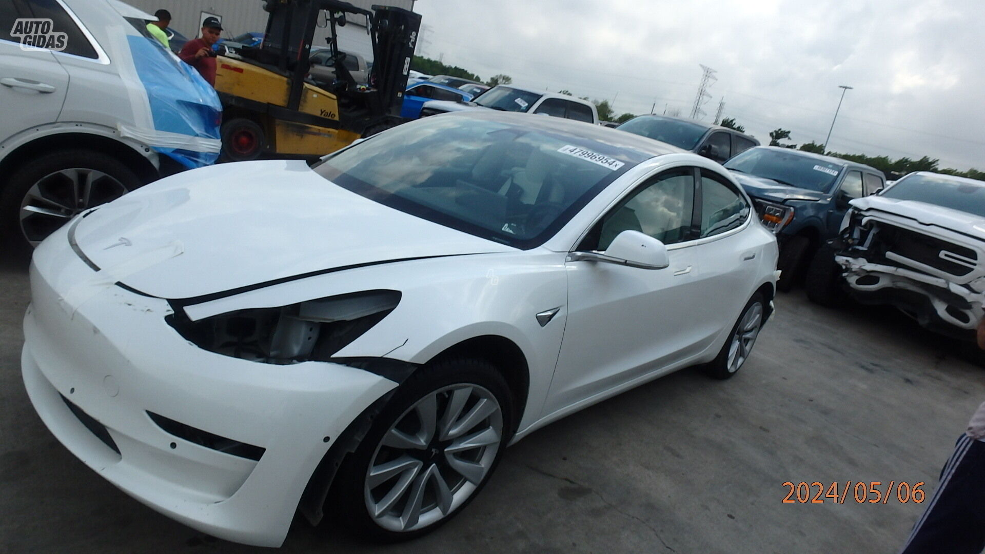 Tesla Model 3 2020 г Седан