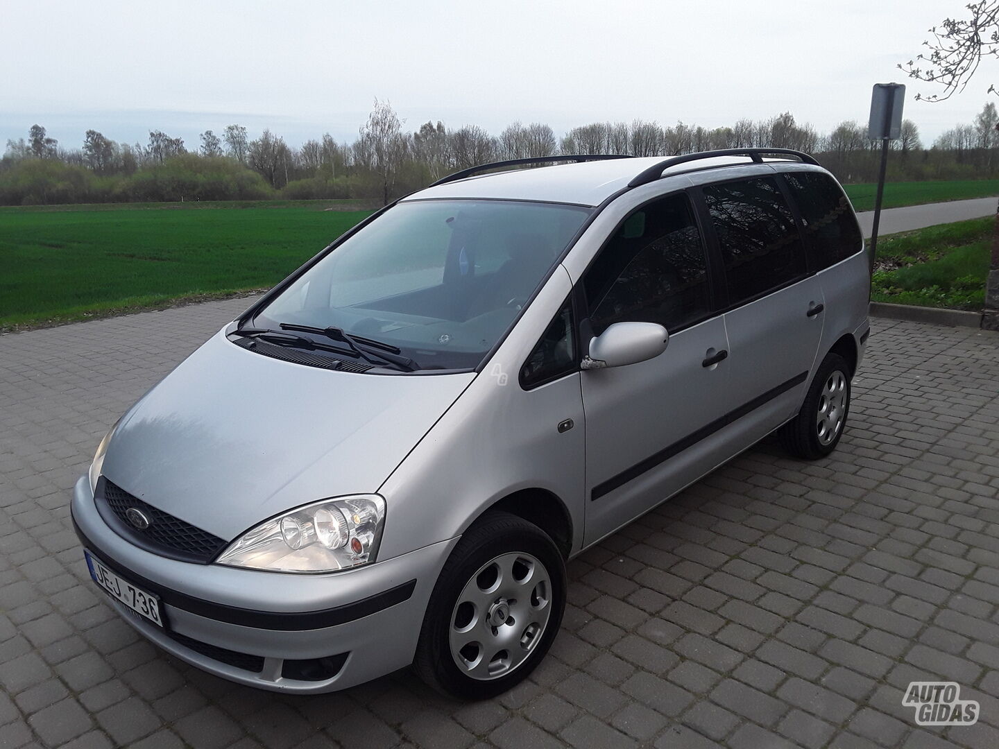 Ford Galaxy 16V Ghia aut 2001 m