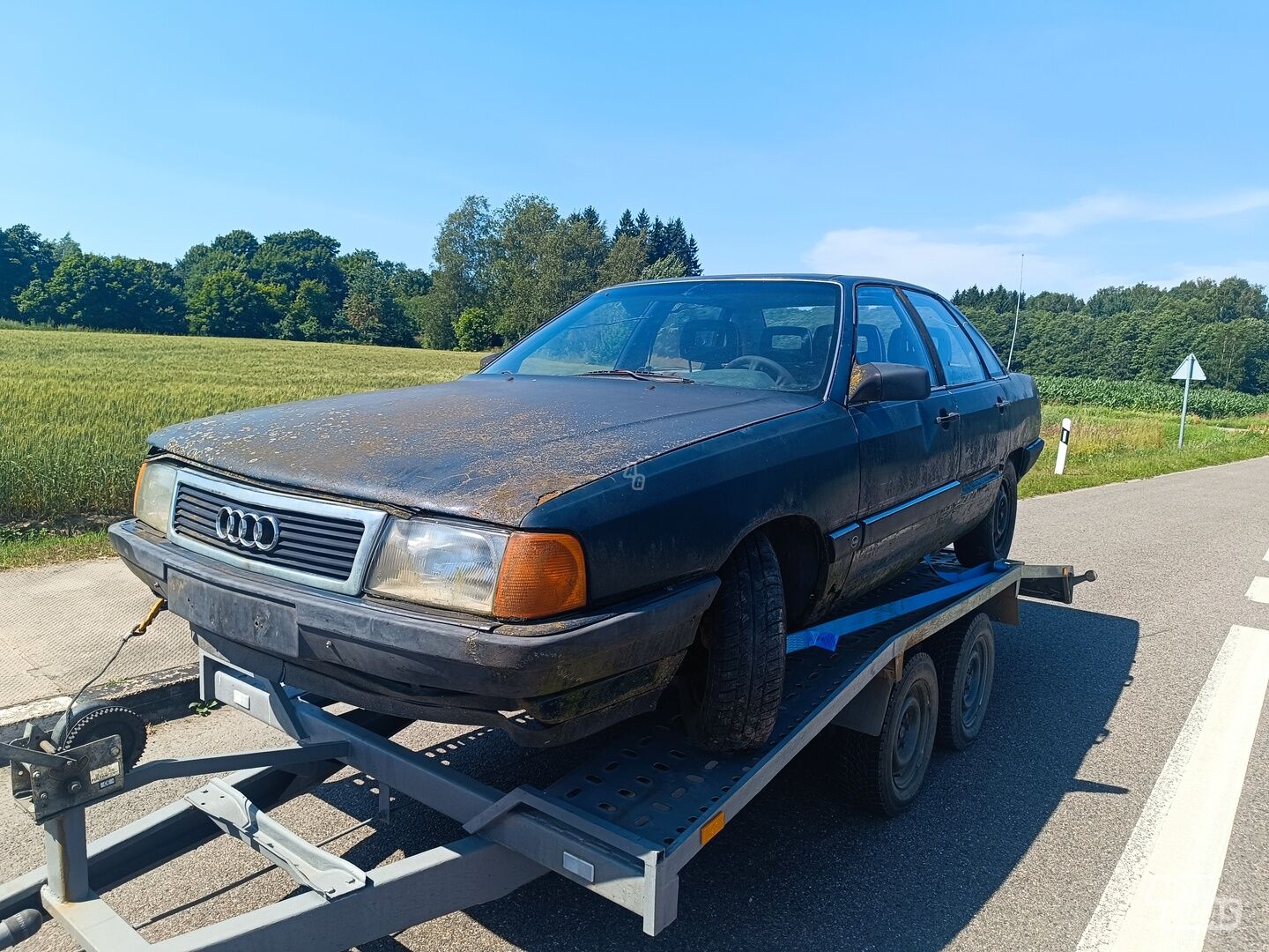 Audi 100 1987 г Седан