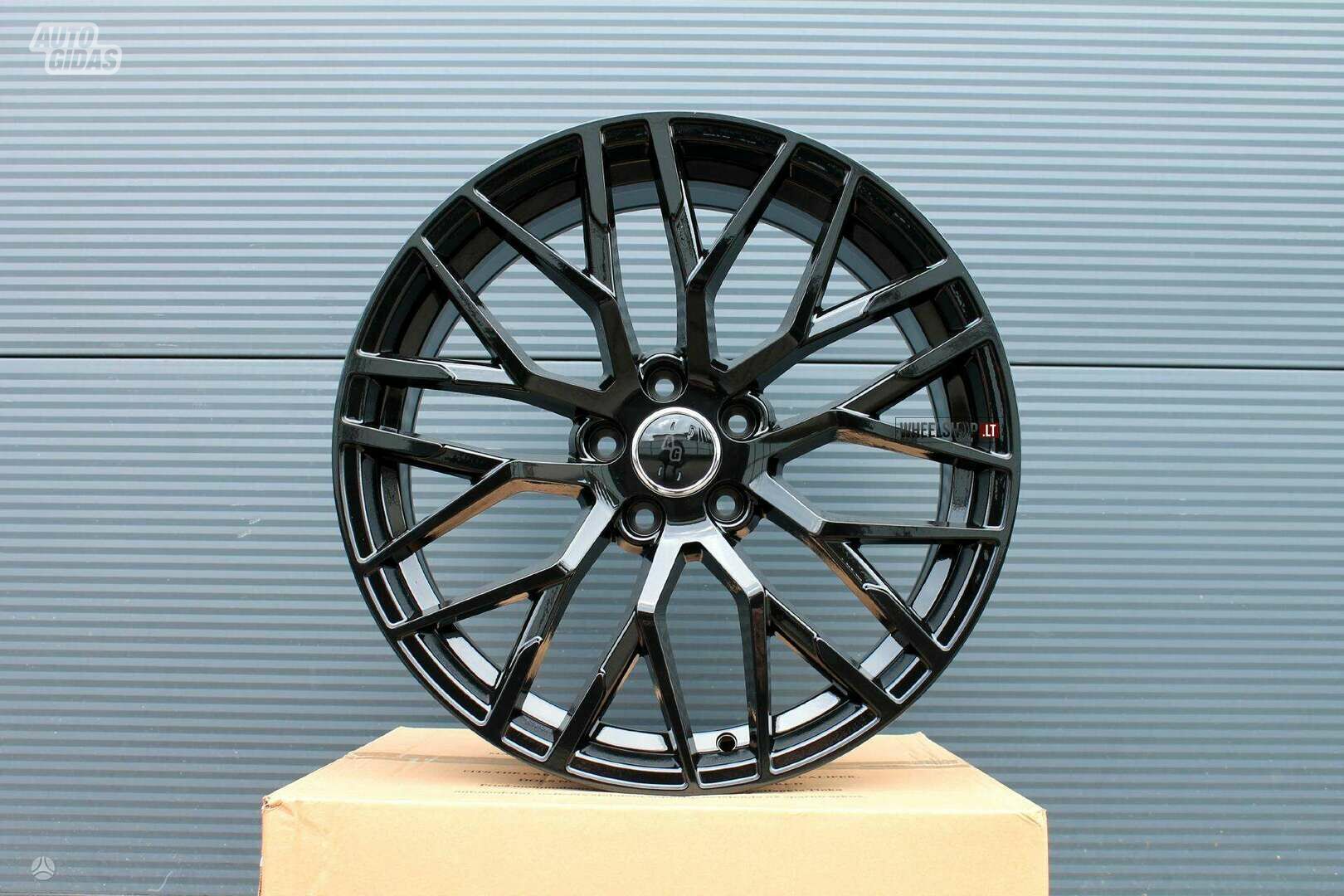 R8 EU-XFE30 style gloss rims