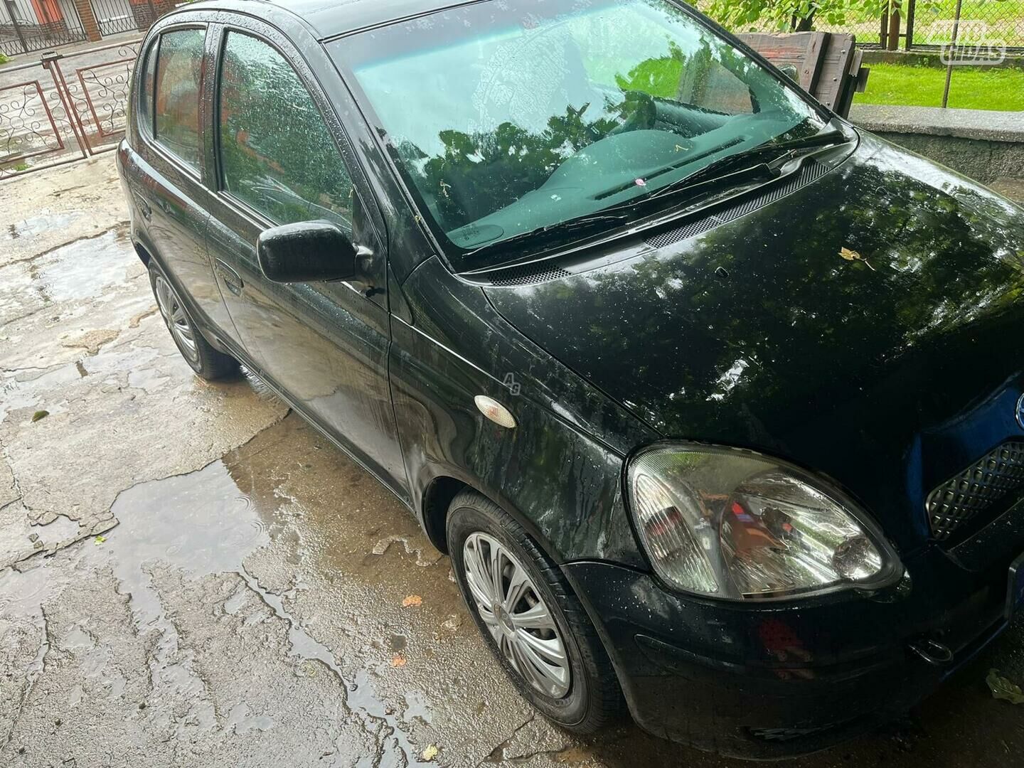 Toyota Yaris 2003 г Хэтчбек