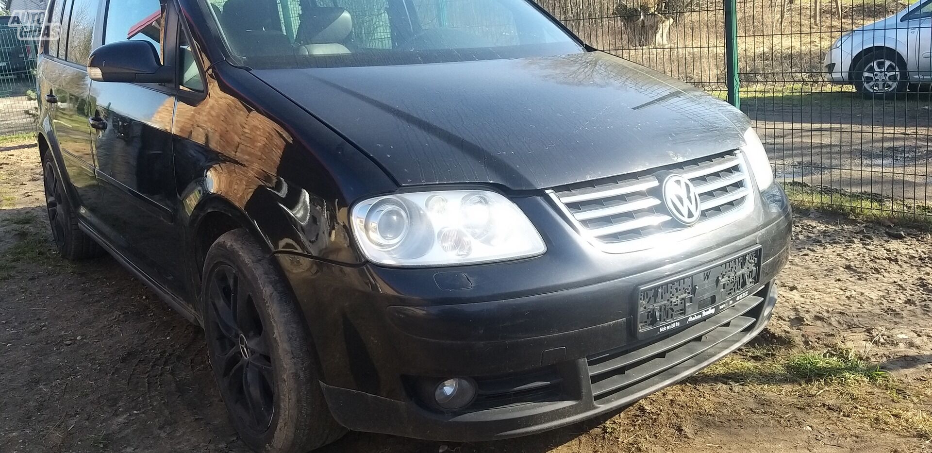 Volkswagen Touran 2005 m dalys