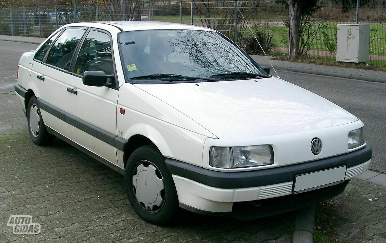 Volkswagen Passat 1990 г запчясти