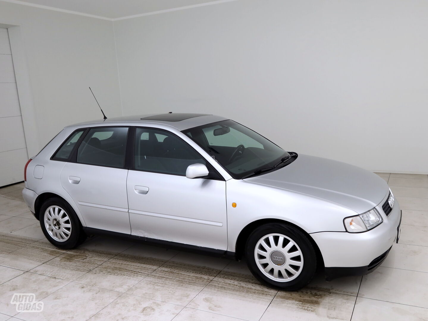 Audi A3 1999 m Hečbekas