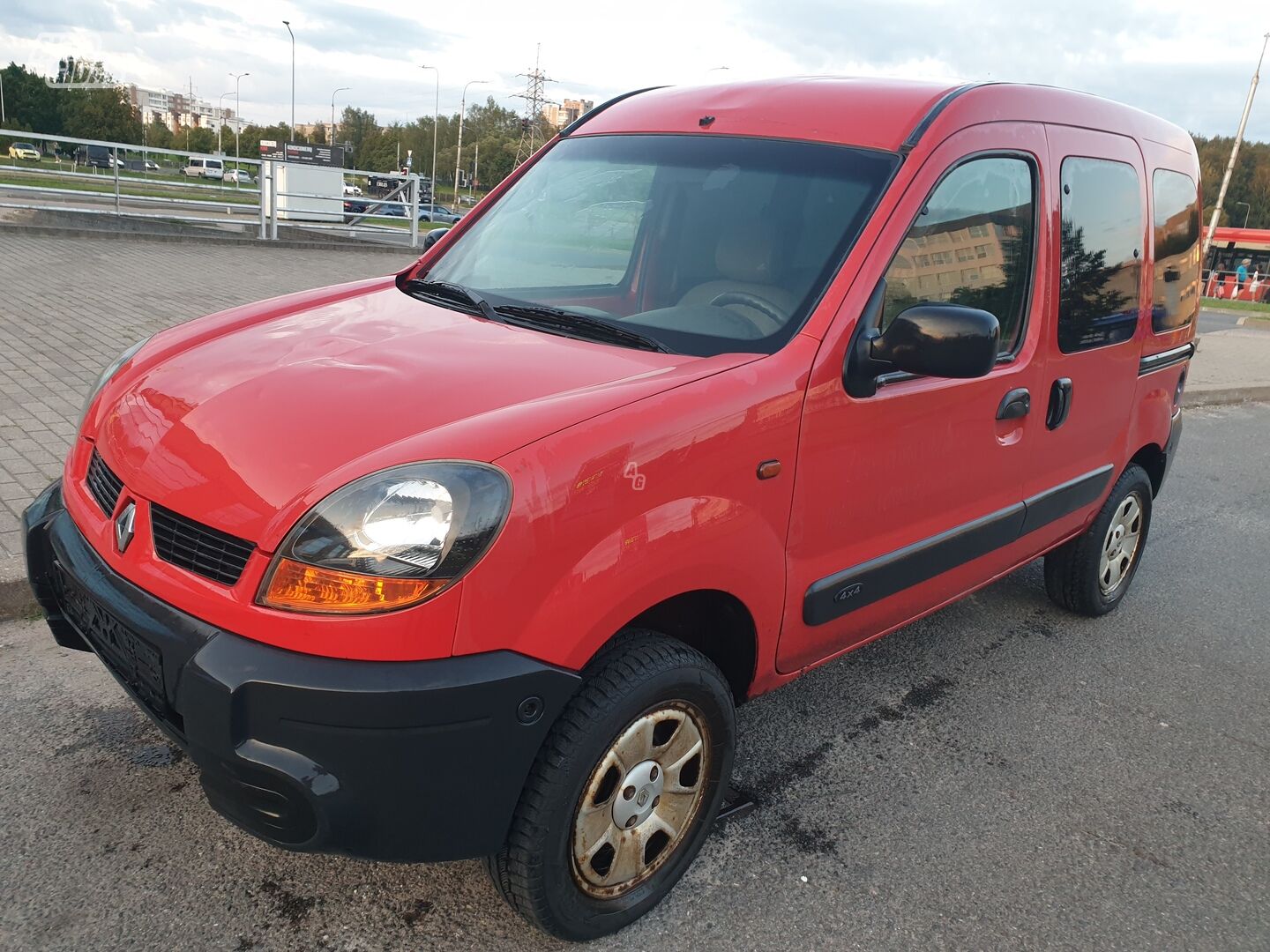 Renault Kangoo 2004 y Commercial auto (with box)