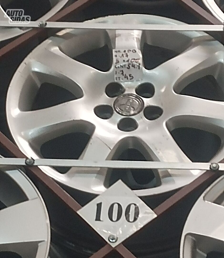 NR 100 light alloy R17 rims