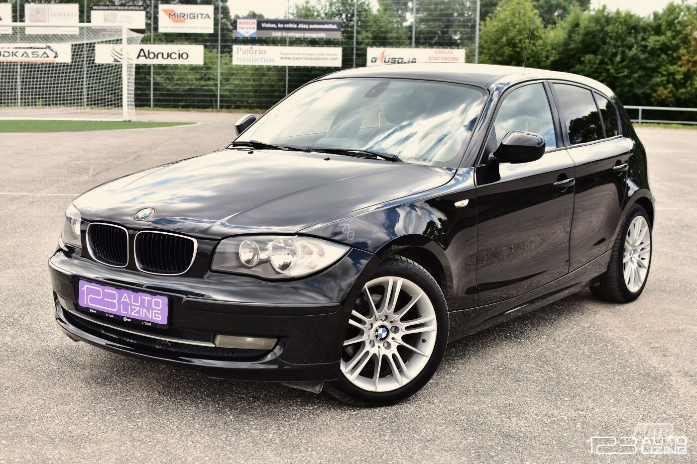 Bmw 120 2009 г Хэтчбек