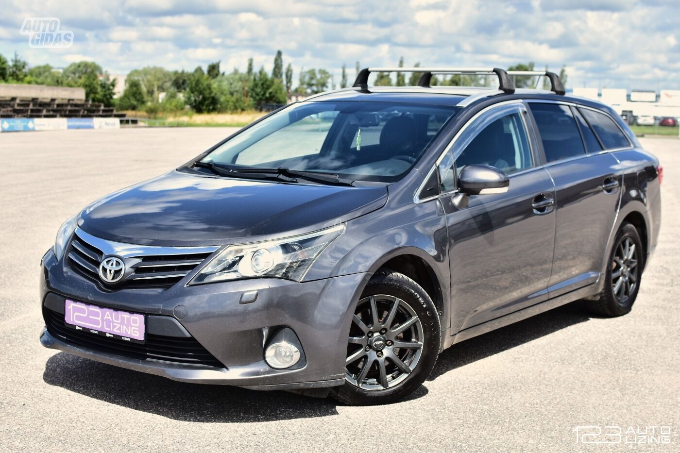 Toyota Avensis 2013 m Universalas