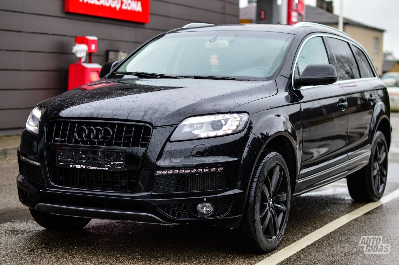 Audi Q7 2015 г Внедорожник / Кроссовер