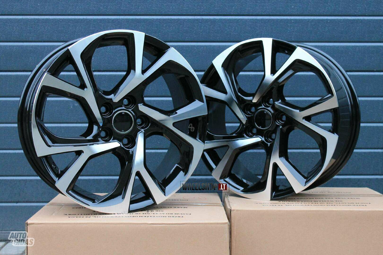 Toyota CHR EU-FE132 style MB light alloy R18 rims