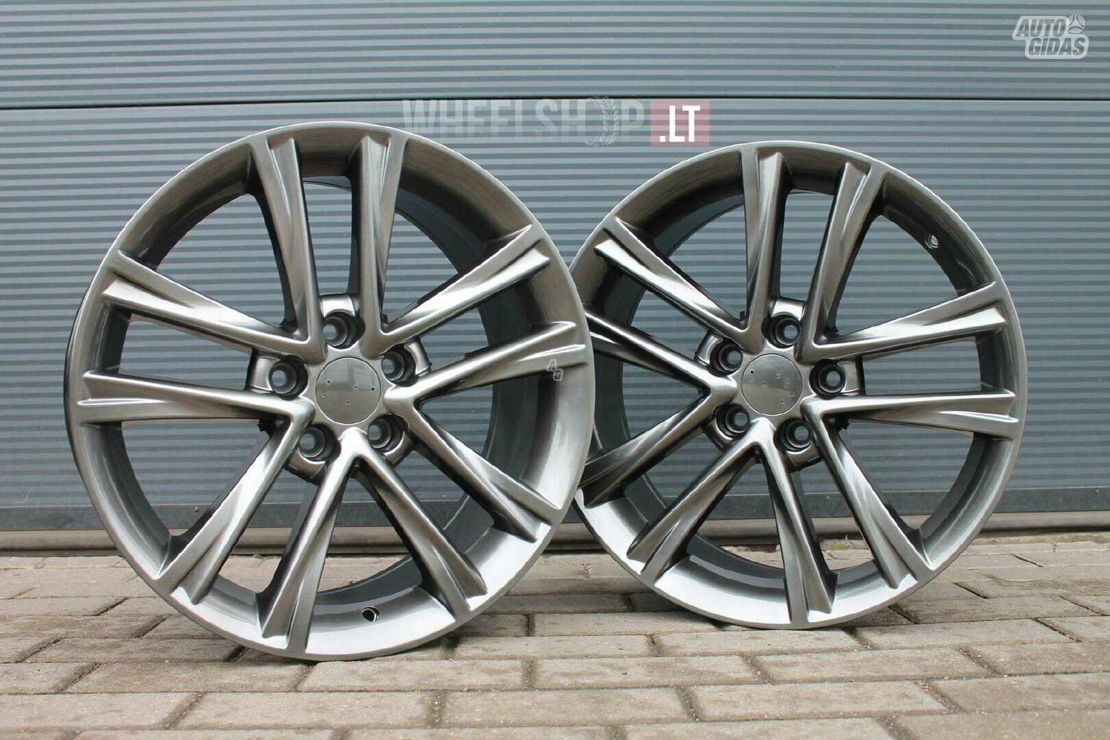 Toyota EU-B1255 style HB light alloy R18 rims