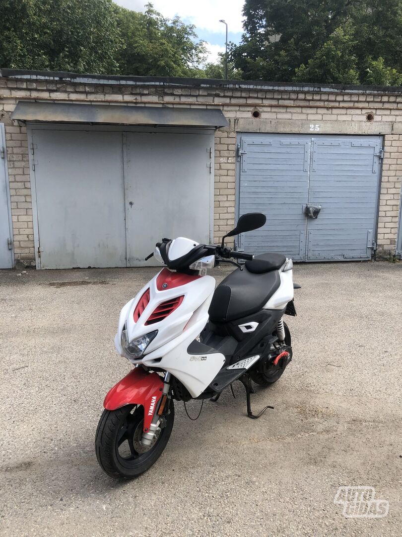 Yamaha Aerox 2016 y Scooter / moped