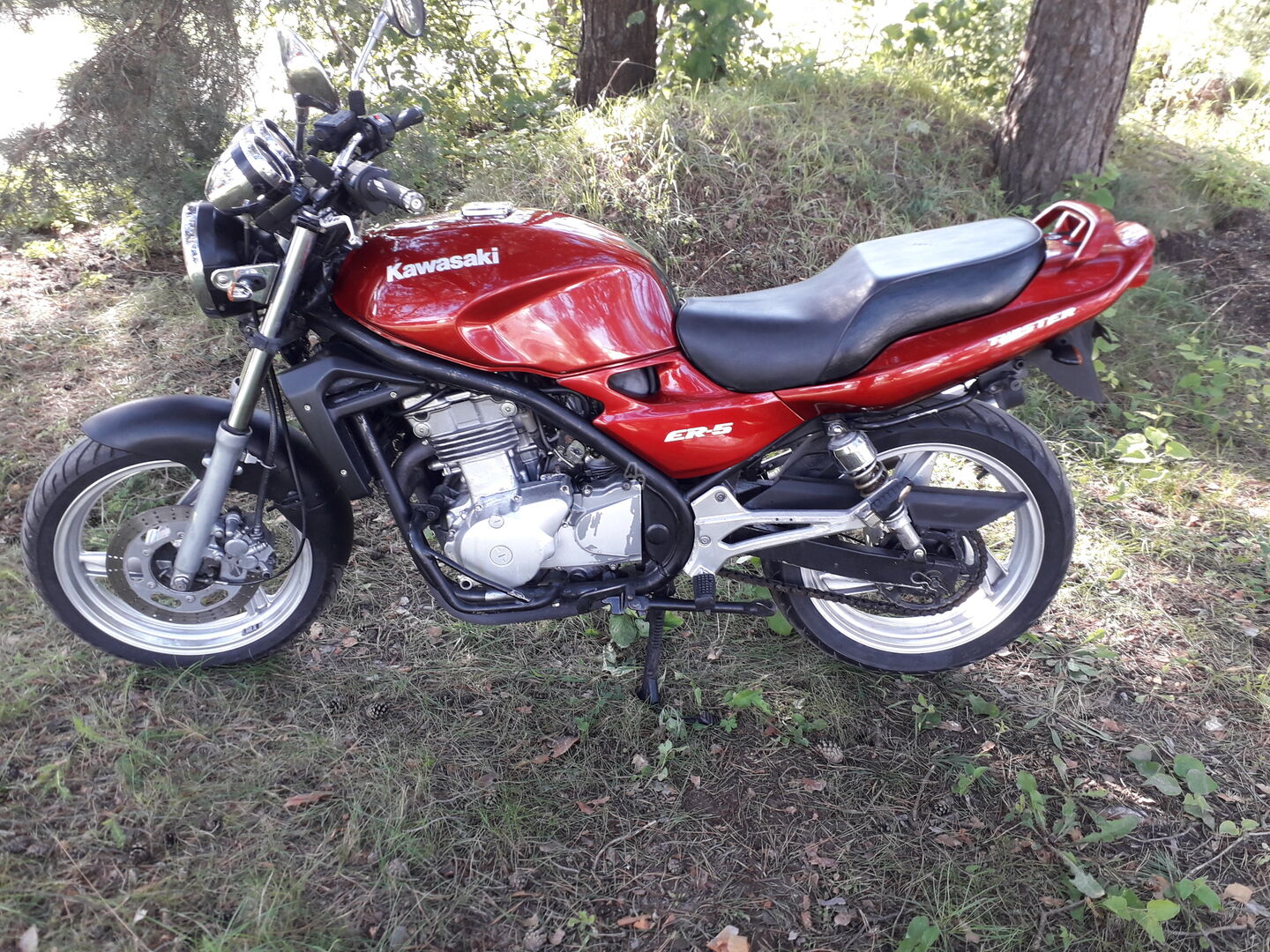 Kawasaki ER 1999 m Klasikinis / Streetbike motociklas