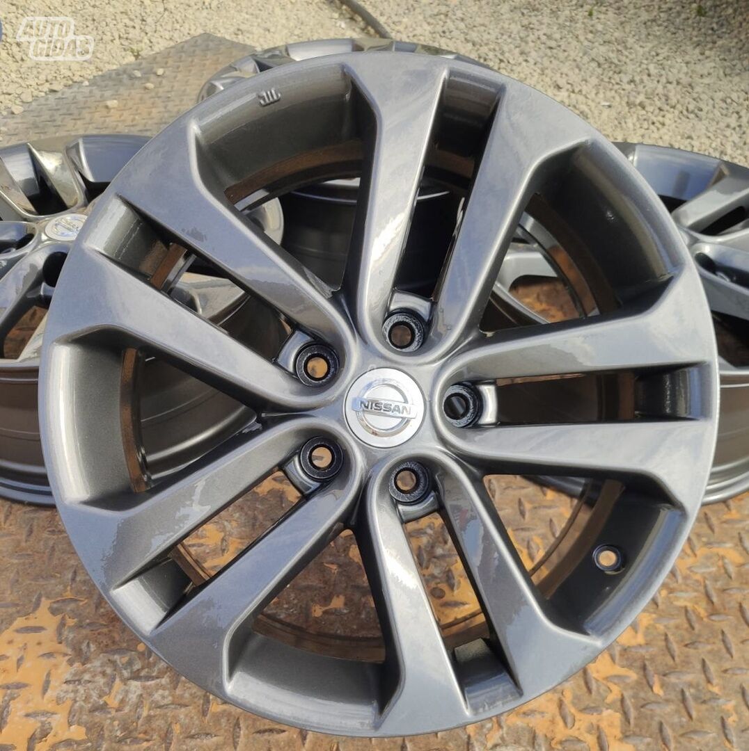 Light alloy R17 rims