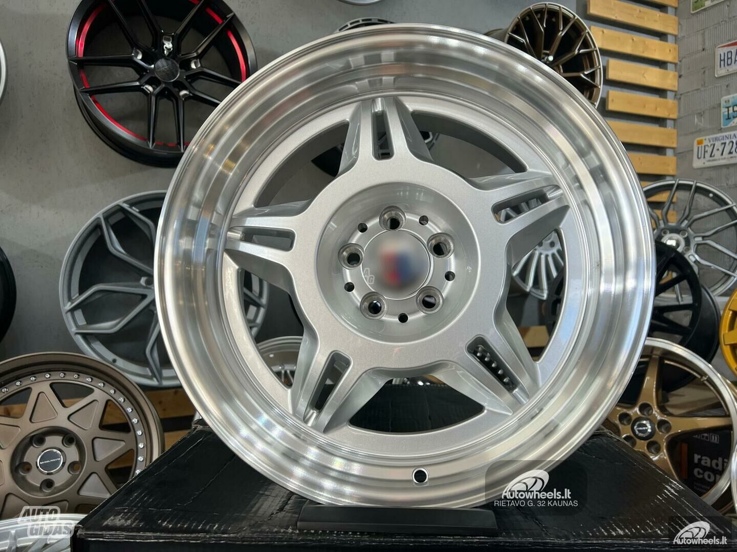 Autowheels Alpina A3 Golf Subaru 5x100 lengvojo lydinio R17 ratlankiai