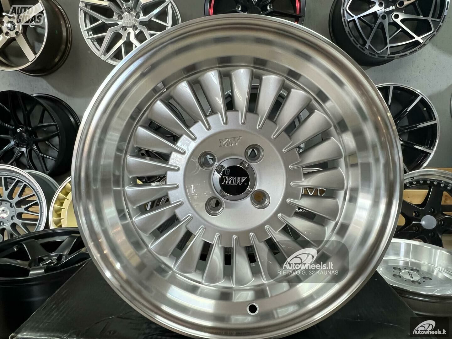 Autowheels CRX Turbine style JDM Audi VW lengvojo lydinio R15 ratlankiai