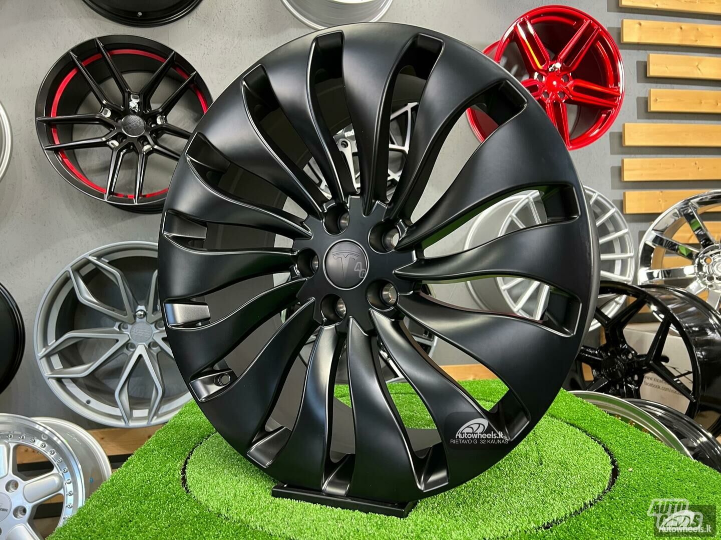 Autowheels Tesla Model3 Uberturbine style литые R20 диски