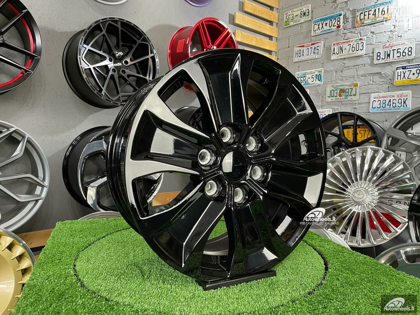 Autowheels 4x4 Draco Ford F-150 style литые R17 диски