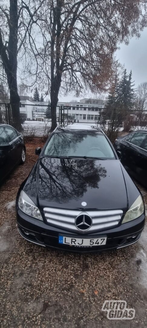 Mercedes-Benz 220 CDI 2009 y