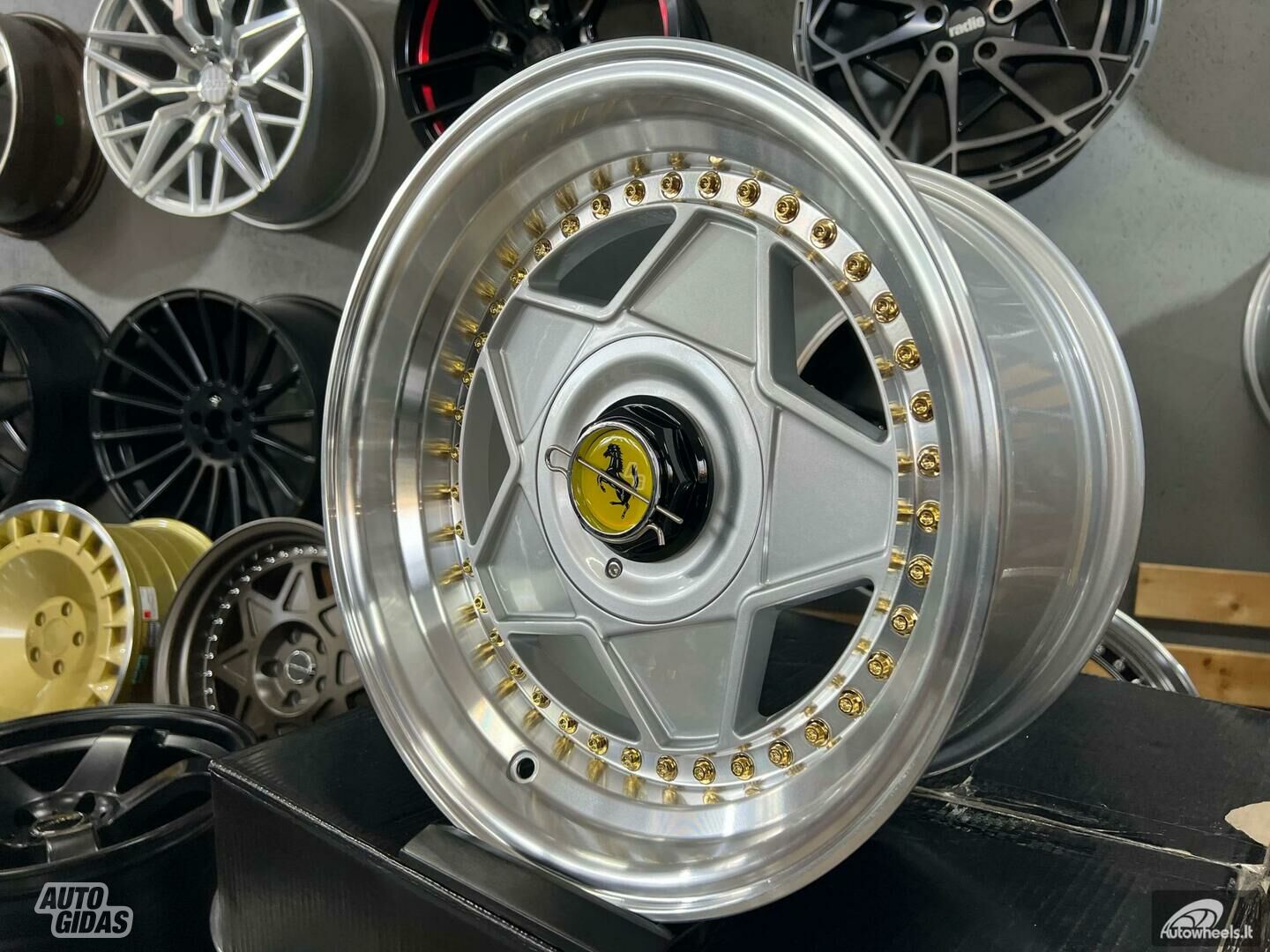 Autowheels Ferrari Billet VW Audi Silver lengvojo lydinio R15 ratlankiai