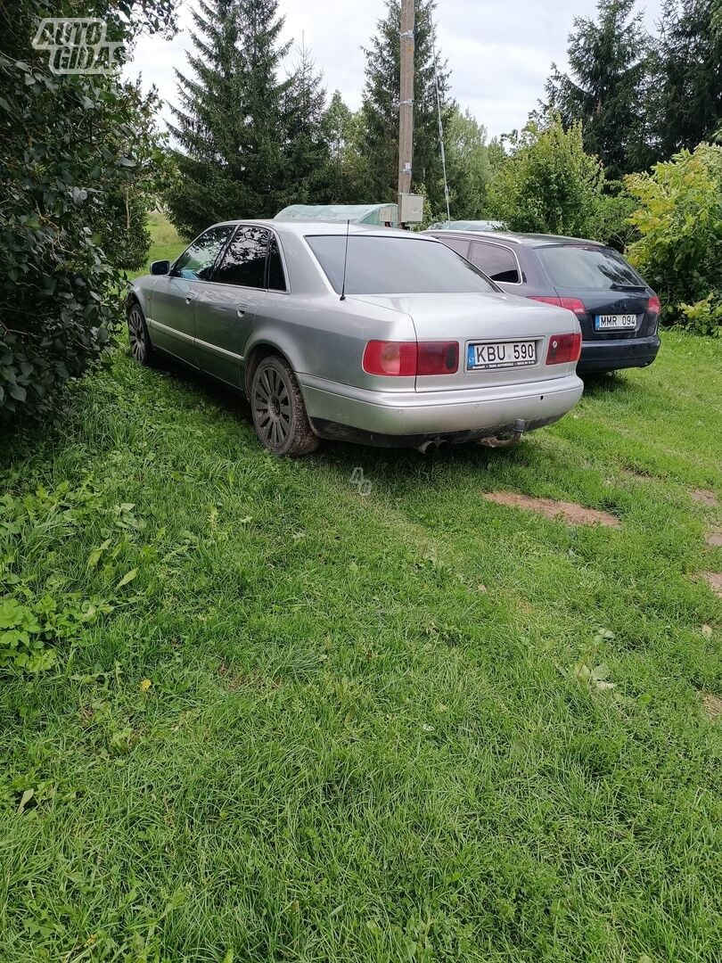 Audi A8 1998 г Седан