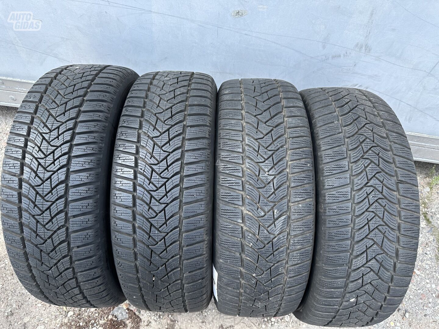 Dunlop Siunciam, 7-8mm 2019 R17 universal tyres passanger car