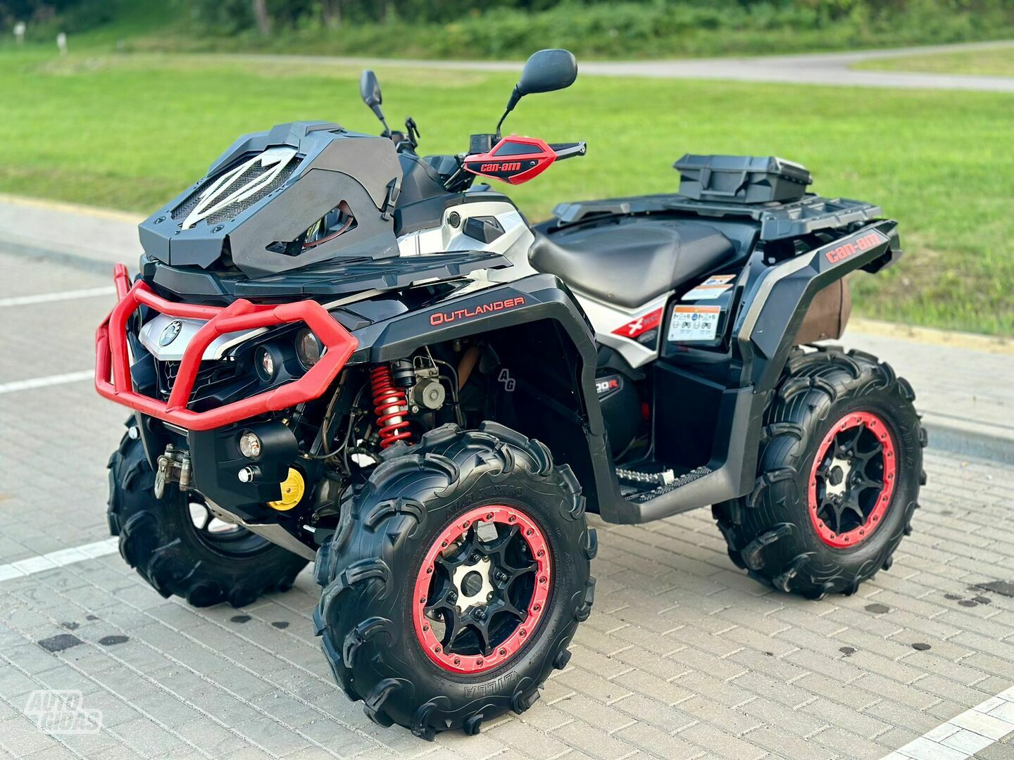 Can-Am Outlander 2021 m Keturratis motociklas