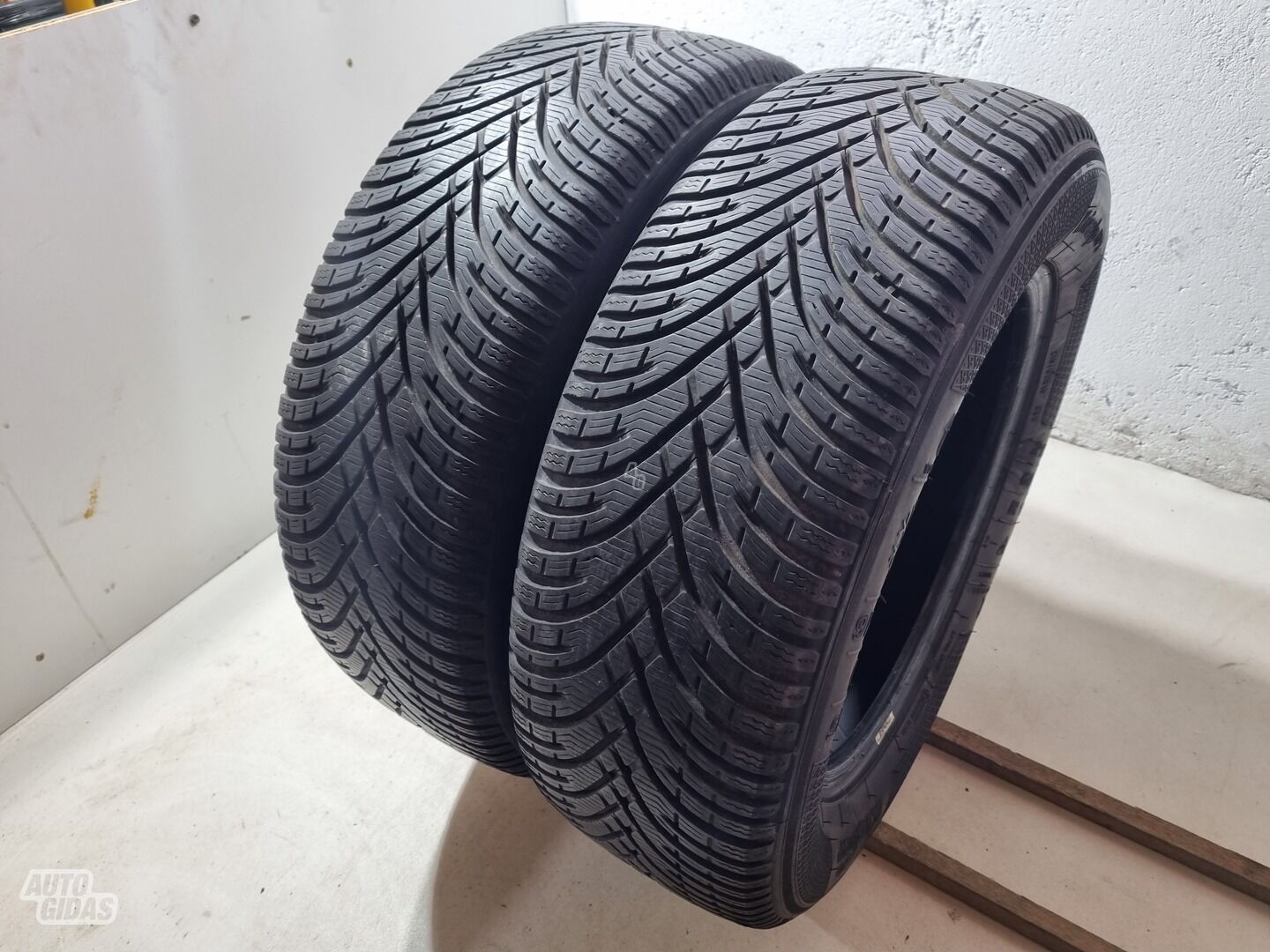 Kleber 7mm R16 universal tyres passanger car