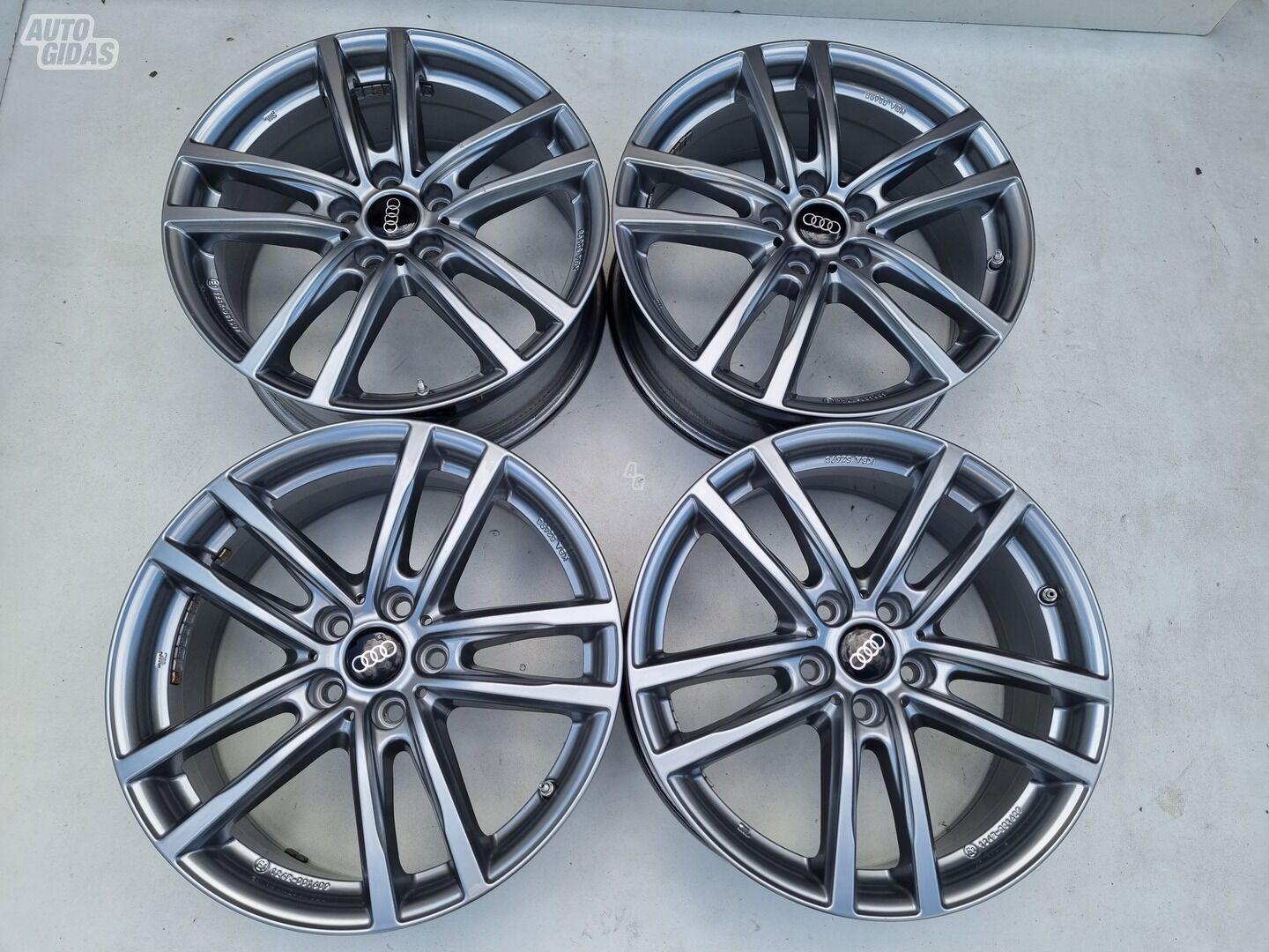 Audi A3, R18 A3 light alloy R18 rims