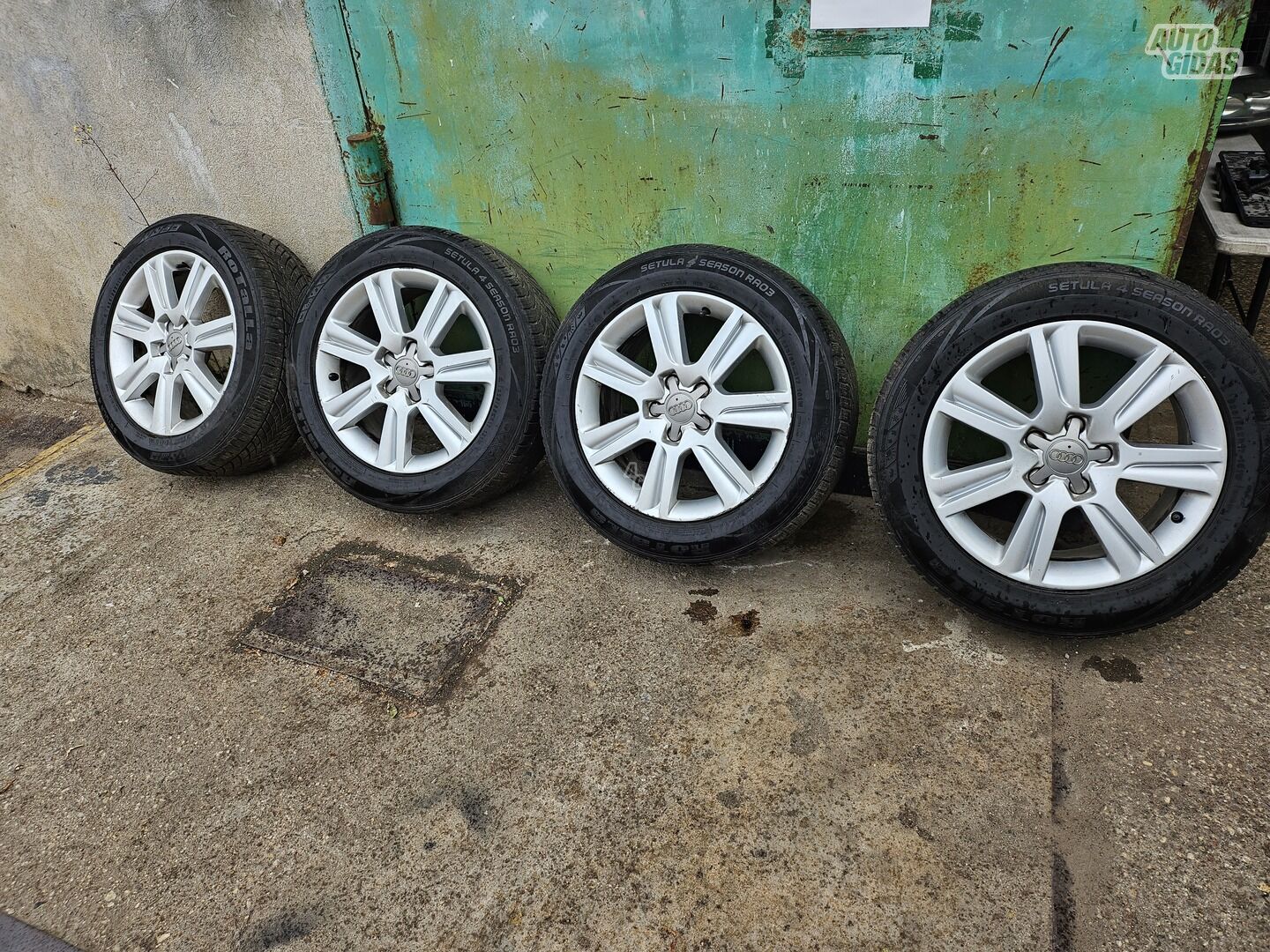 Audi 8K0601025B A4 light alloy R17 rims