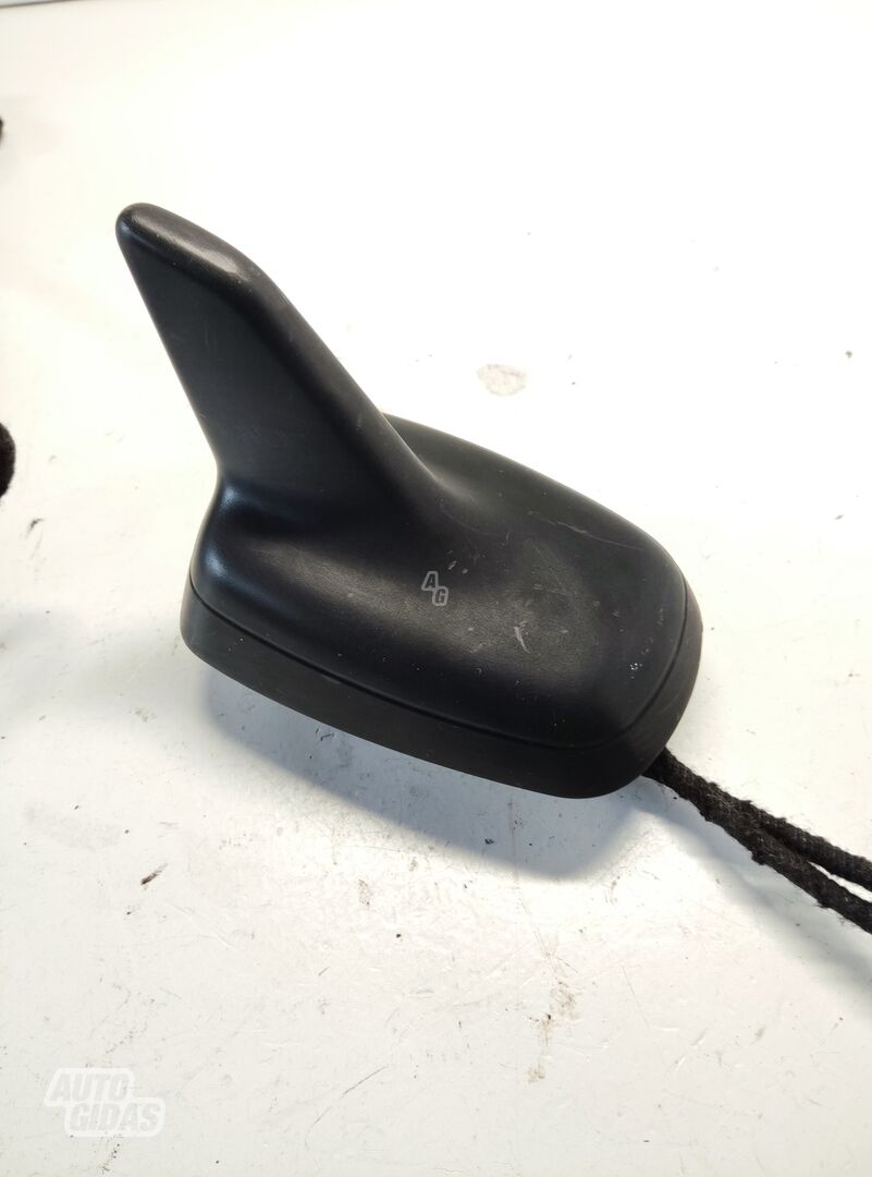 Antena (GPS antena), Audi Q7 2007 m