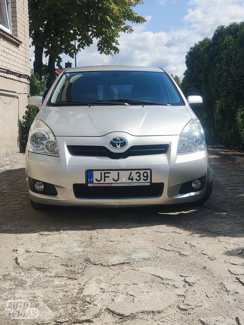 Toyota Corolla Verso D4D 2007 г