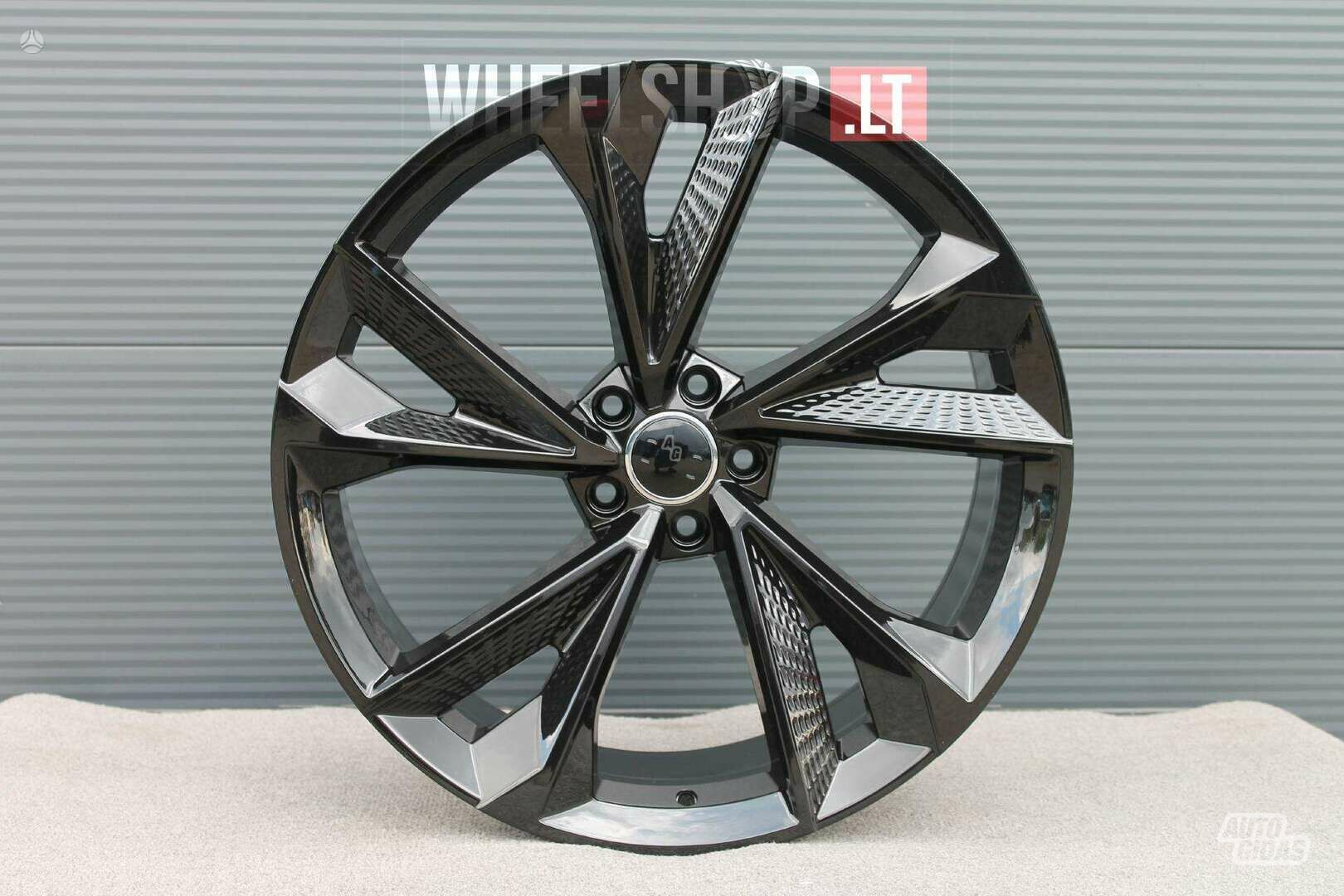 Audi EU-B1566 Com black light alloy R18 rims