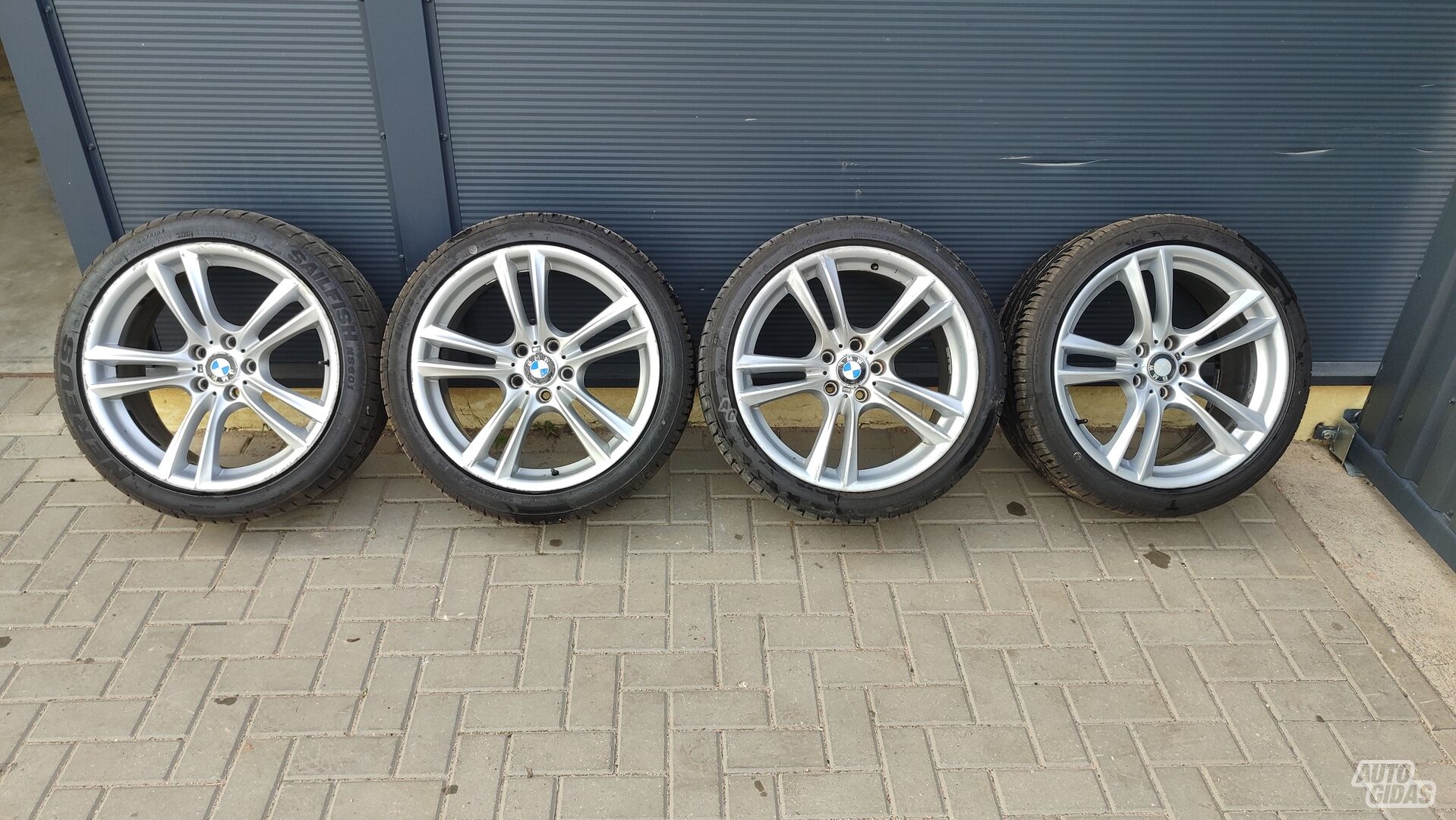 Light alloy R20 rims