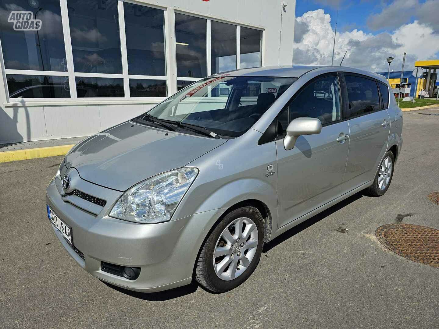 Toyota Corolla Verso 2005 y Van