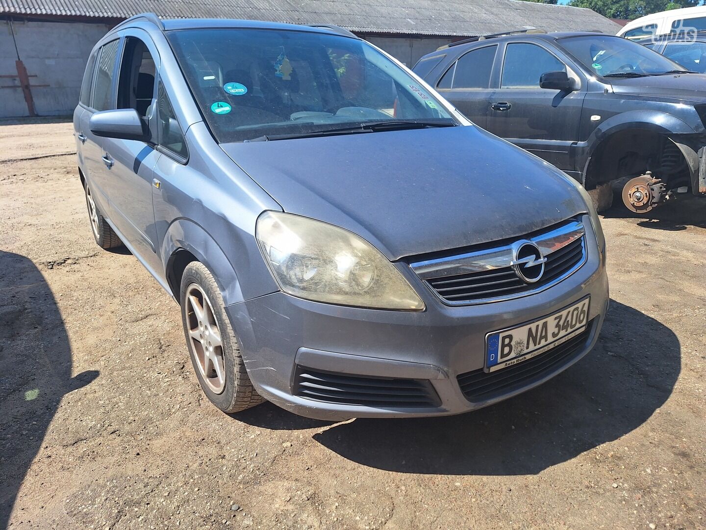 Opel Zafira B 2007 г запчясти