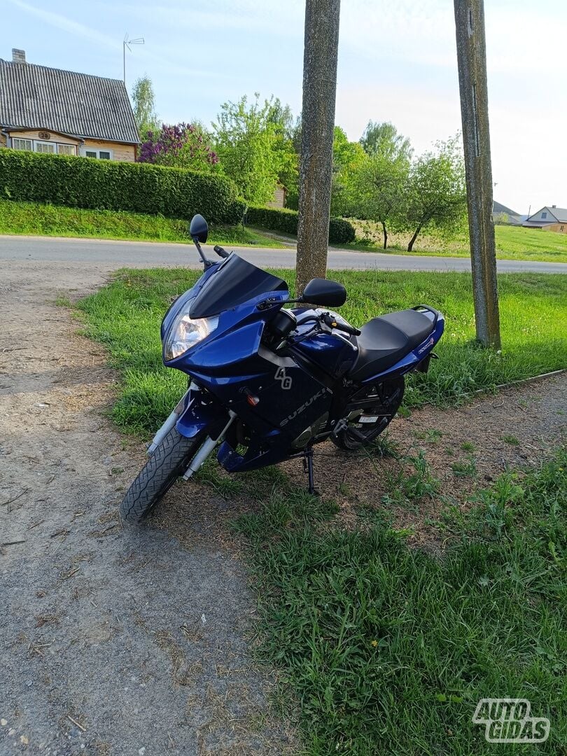 Suzuki GS 2005 y Classical / Streetbike motorcycle