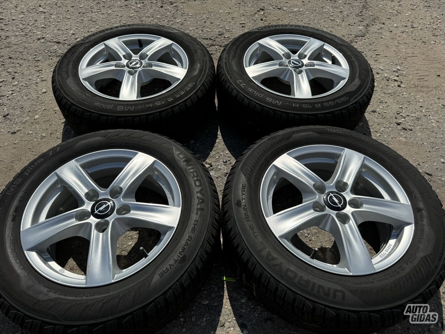 Opel Siunciam, 6j ET38 light alloy R15 rims