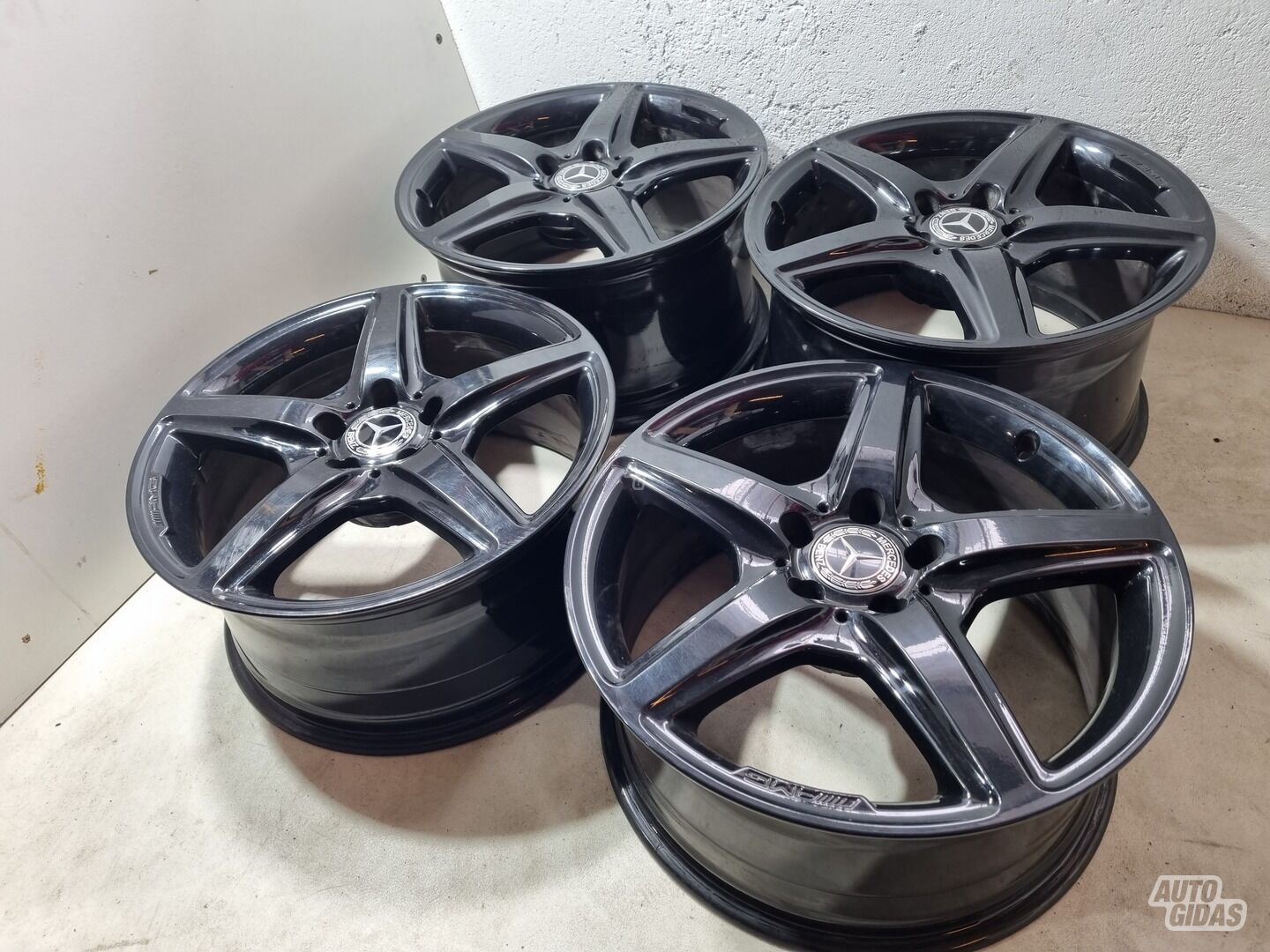 Mercedes-Benz AMG CLS, R18 org CLS 320 light alloy R18 rims