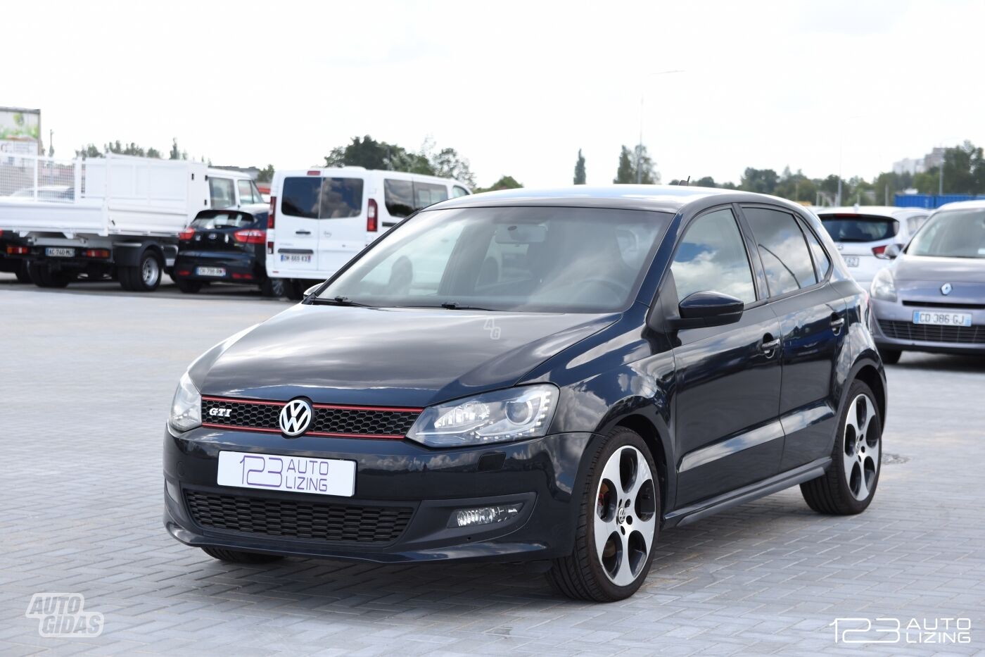 Volkswagen Polo 2012 y Hatchback