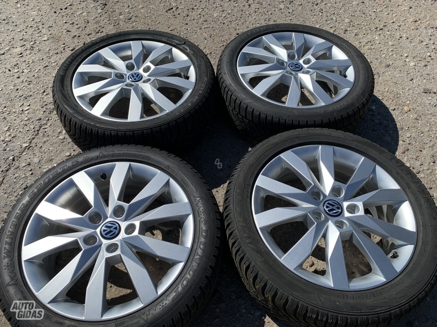 Volkswagen Siunciam, 6J ET48 Golf light alloy R17 rims