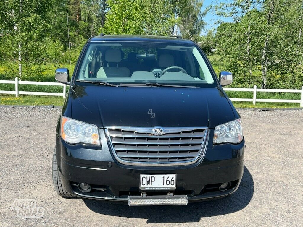 Chrysler Grand Voyager 2010 г Минивэн