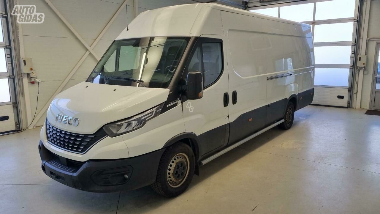 Iveco Daily 35S 16 A8 V 2.3 2021 y